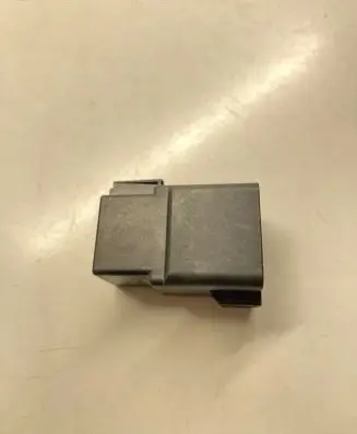 BMW 3 F30 F35 F31 Coolant fan relay 9207913 70141505 V23136J1004X85