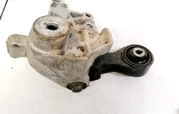Peugeot 407 Engine mount bracket 9645161180