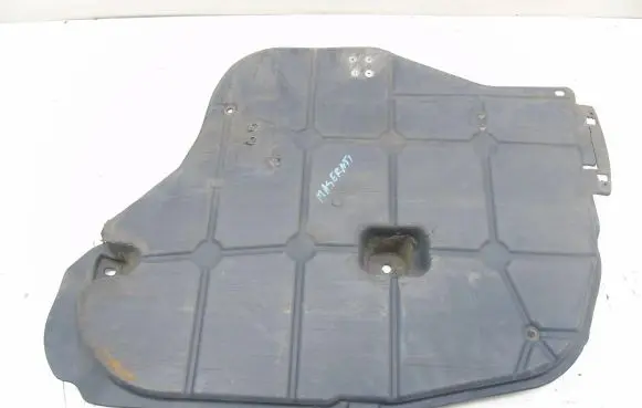 Maserati Ghibli Engine splash shield/under tray 6700092380