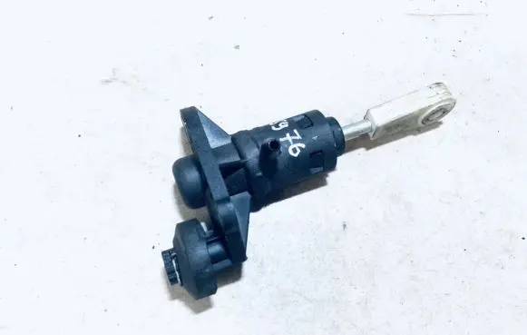 Audi A4 S4 B5 8D Clutch master cylinder 006236028505 62840099