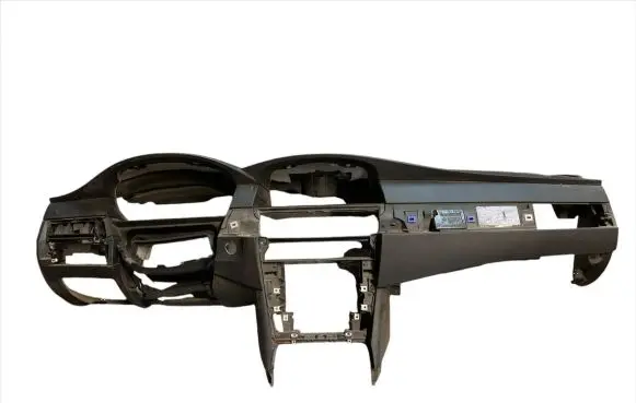 BMW 5 E60 E61 Dashboard 7138510