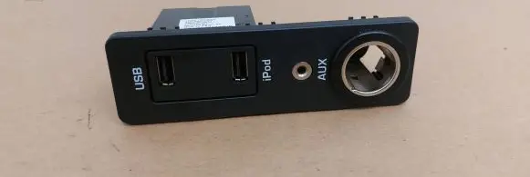 Land Rover Evoque I USB socket connector AW9319C166AA T1103107367 A2C5336865900