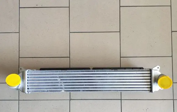 Hyundai i30 Intercooler radiator 282712A680