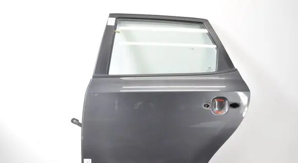 KIA Ceed Rear door 