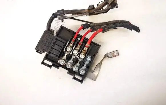 Volkswagen Polo III 6N 6N2 6NF Fuse box set