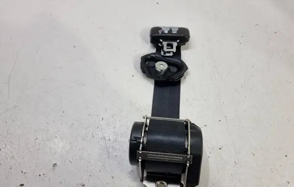Volkswagen Touran III Rear seatbelt 5TA857811 4M0857738A 19102017