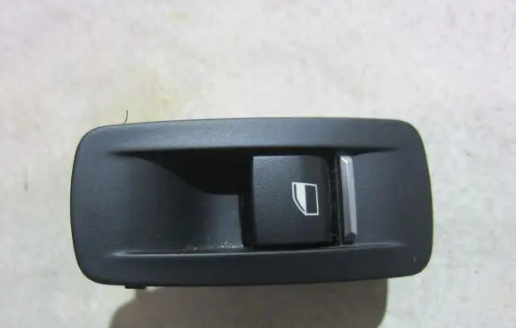 BMW 6 F12 F13 Quarter vent window switch 9163527