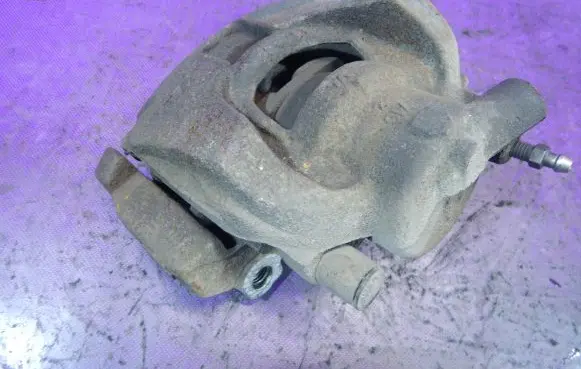 Ford S-MAX Front brake caliper