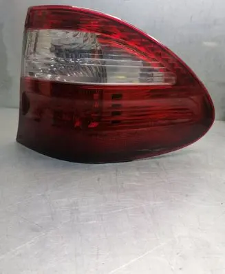 Mercedes-Benz E W211 Rear/tail lights A2118201664