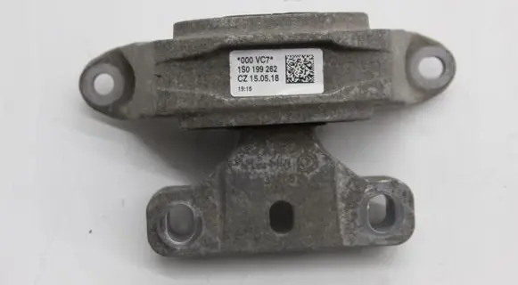 Skoda Citigo Engine mount bracket 1S0199262