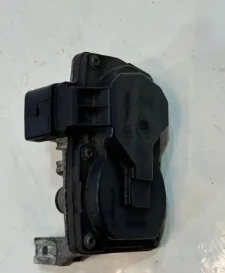 Skoda Superb B8 (3V) Throttle body valve 52812801
