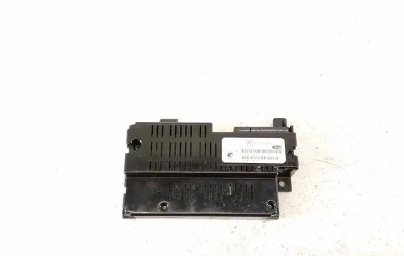 Fiat Freemont Bluetooth control unit module 6814056AD 201125518 UAM5U2A1N