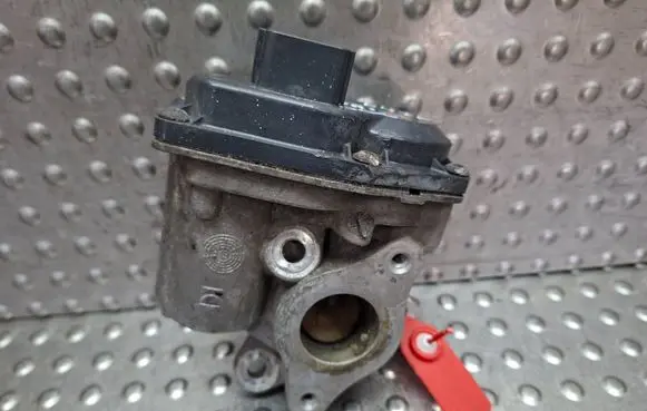 Renault Megane IV EGR valve S27624008 H8201143495