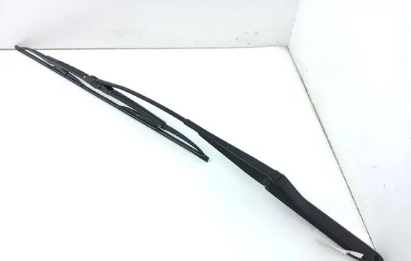 BMW Z4 E85 E86 Front wiper blade arm 180383