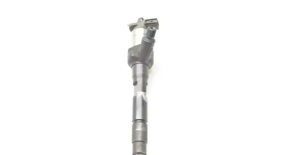 Mazda 6 Fuel injector R2AA13H50