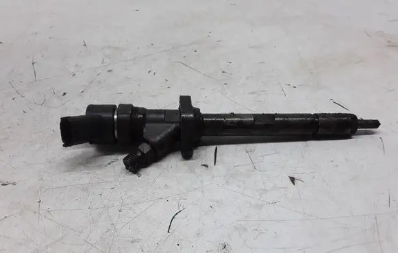 Peugeot 607 Fuel injector 9637277980