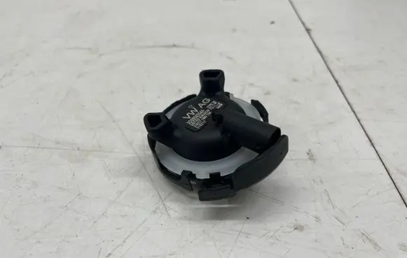 Volkswagen PASSAT B8 Airbag deployment crash/impact sensor 3Q0959354A