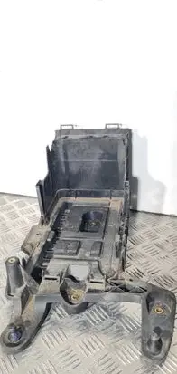 Skoda Octavia Mk2 (1Z) Battery box tray 1K0915333C