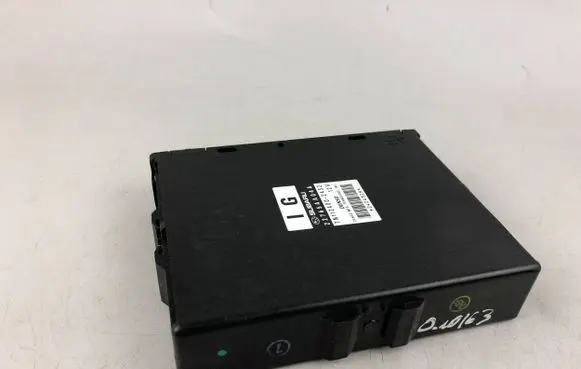 Subaru Outback Engine control unit/module 22765AA04A