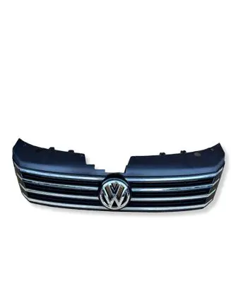 Volkswagen PASSAT B7 Front grill 