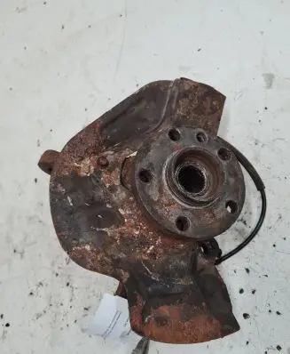 Citroen C8 Front wheel hub