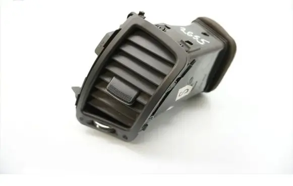 KIA Sorento Dash center air vent grill 97420-2P000