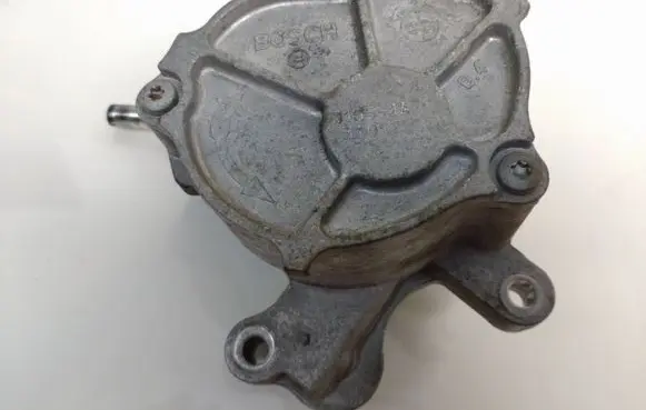 Peugeot 807 Vacuum pump B1651a 3101t