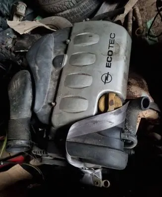 Opel Zafira A Engine