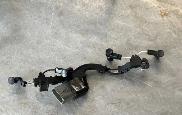 Peugeot 5008 II Glow plug wires 9815588780