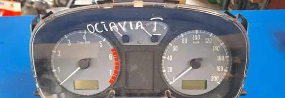 Skoda Octavia Mk1 (1U) Speedometer (instrument cluster) 1u1919033a