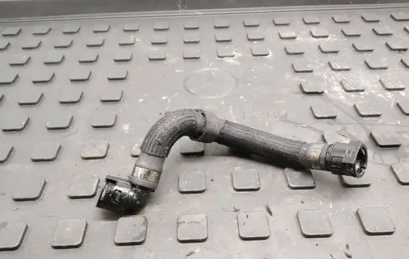 Mercedes-Benz Citan W415 Engine coolant pipe/hose