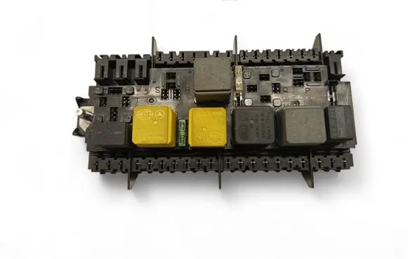Mercedes-Benz CLA C117 X117 W117 Fuse module A2469067100