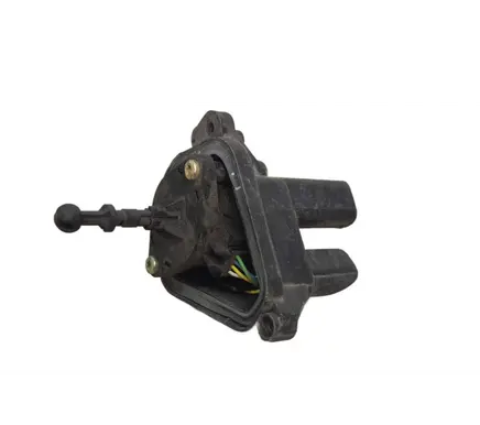 BMW 5 E39 Headlight level adjustment motor 631269084099 15373500