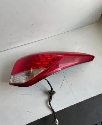 Hyundai i40 Rear/tail lights 924023z3 H77H10HH