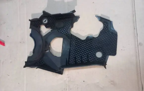 Volkswagen Golf IV Timing belt guard (cover) 038109145R