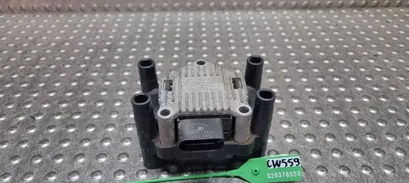 Volkswagen Golf V High voltage ignition coil S26378559 032905106E