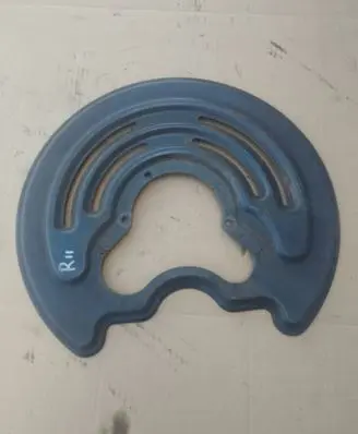 Renault Trafic III (X82) Rear brake disc plate dust cover 8200741199