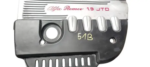 Alfa Romeo 147 Engine cover (trim) 46480339