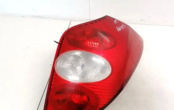 Renault Laguna II Rear/tail lights 8200002472