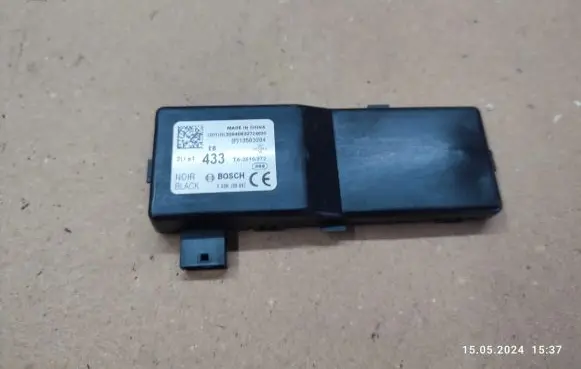 Opel Mokka Antenna control unit 13503204
