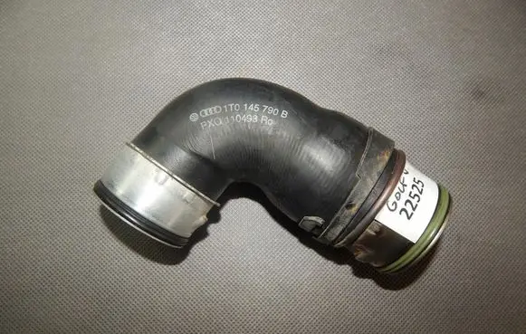 Volkswagen Golf V Intercooler hose/pipe 1T0145790B