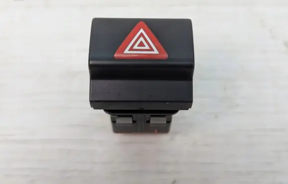 Citroen C4 I Picasso Hazard light switch 96781018ZD