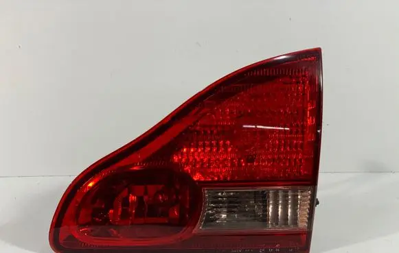 Toyota Avensis Verso Tailgate rear/tail lights 8158144070