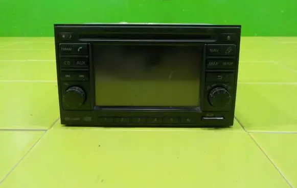 Nissan Qashqai Radio/CD/DVD/GPS head unit 7612830076 ZP4