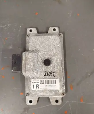 Nissan Qashqai Gearbox control unit/module emu10000n emu10-000n