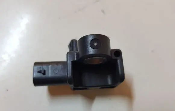 Dodge Durango Airbag deployment crash/impact sensor 56054085AA