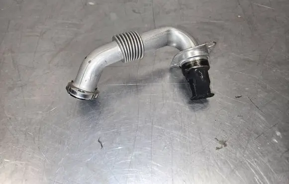Mercedes-Benz E W214 Breather/breather pipe/hose A6541403500