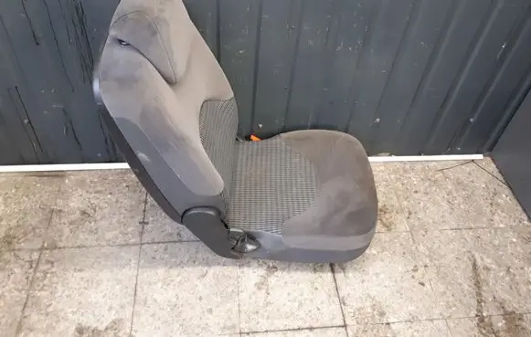 Citroen Xsara Picasso Front driver seat 
