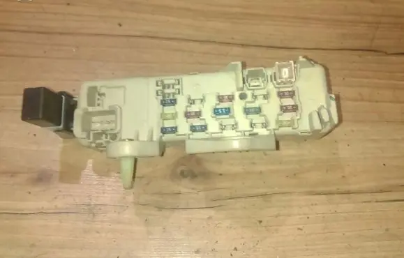 Mazda 323 F Fuse box set