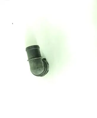 Volkswagen PASSAT B8 Engine coolant pipe/hose 5N0122291N